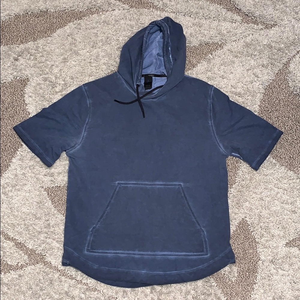 Short sleeve pull over Hoodie